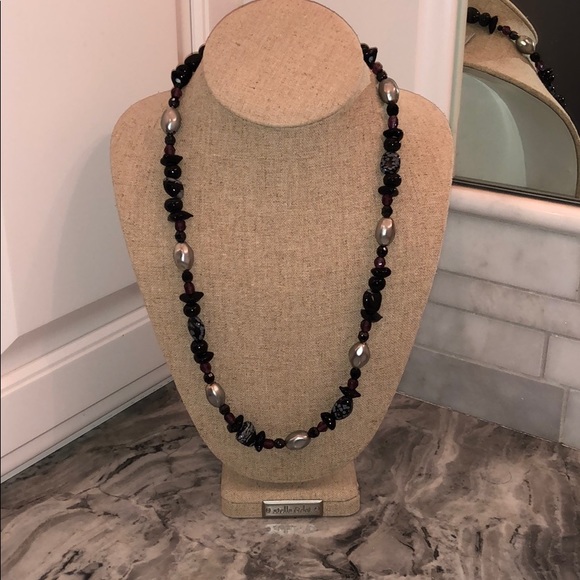Beautiful beaded necklace! - Picture 1 of 3